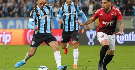 Grêmio Anuncia A Rescisão De Contrato Com Diego Tardelli