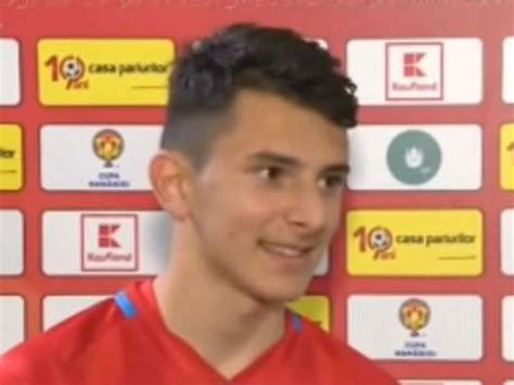Ianis stoica has been playing for teams like metaloglobus, petrolul 52, fcsb, dunărea călăraşi. Steaua Bucareste: estreia com golo...aos 14 anos! (vídeo ...