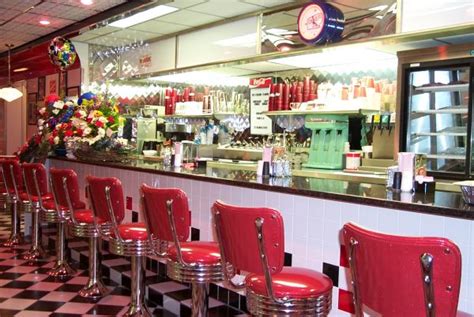 Lindas Peaceful Place Vintage Diner