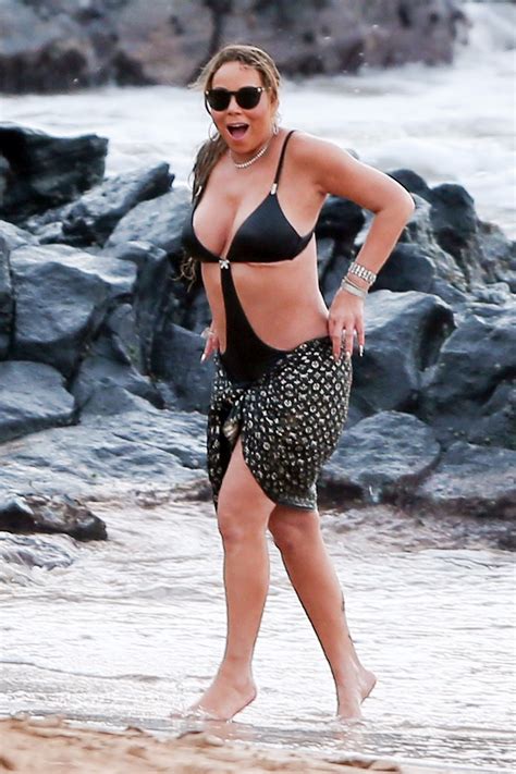 Mariah Carey Nipple Slip At A Beach In Maui Hawaii