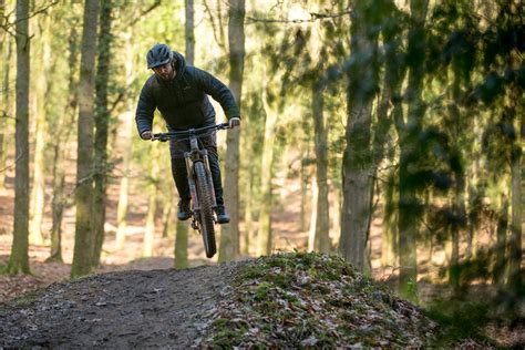 How Fast Can A Mountain Bike Go Downhill A Buyer S Guide To Downhill