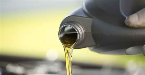 Synthetic Oil Vs Regular Motor Oil Debroux Automotive