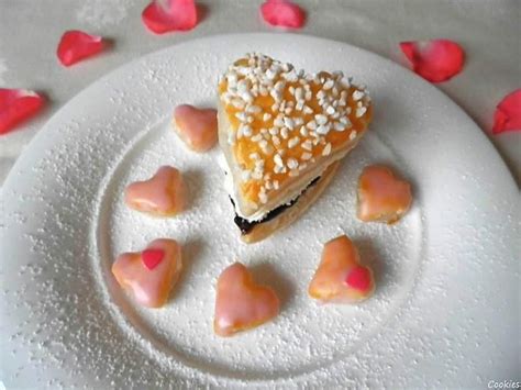 Falls kuchen und torte am abend zu viel des guten sind, bieten sich fruchtige desserts als gelungenen kulinarischen abschluss des valentinstags an. Valentinstag-Rezepte: Kuchen, Kekse und Cupcakes mit Herz ...