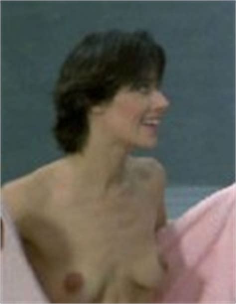 Lorraine bracco nude pic