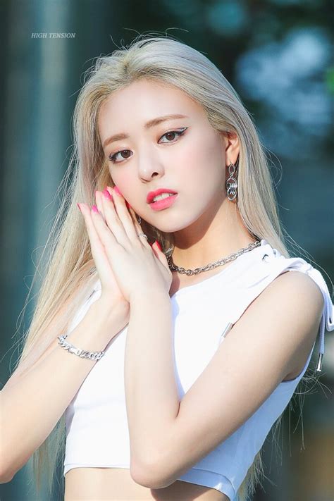 나 5조억점 땄다 파장.'단발좌' 유나, 때아닌 남혐 논란. 있지(ITZY) 유나 사진/움짤(5)