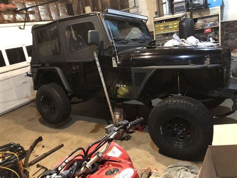 4 Inch Rough Country Lift Kit In Progress 1993 Yj Rjeep