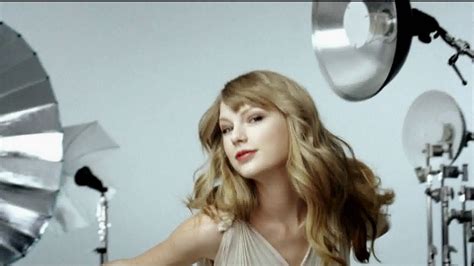 Taylor Swift Covergirl Commercial 2012 Celebmafia