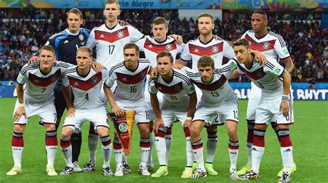 Die neue torhymne der 1. Fußball-WM 2014: Die deutsche Nationalmannschaft im Kurzporträt : autorevue.at