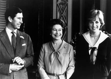 new book details queen elizabeth ii and princess diana s relationship glamour