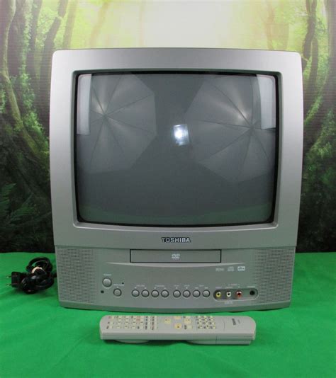 Toshiba Md13n3 13 Crt Tv Color Built In Dvd Video Player Combo Silver