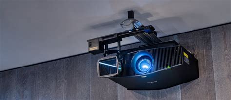Neue filme in der datenbank. Neue native Sony 4K-Heimkinoprojektoren mit ...