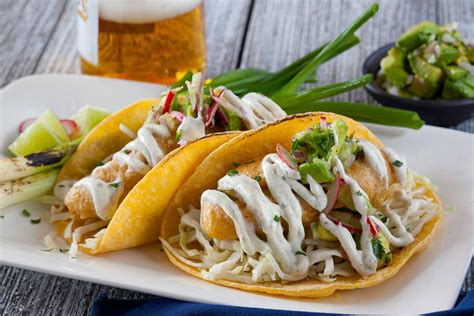 This baja fish taco recipe will win over even the harshest fish critics. Beer Battered Fish Tacos | Cacique® Inc.