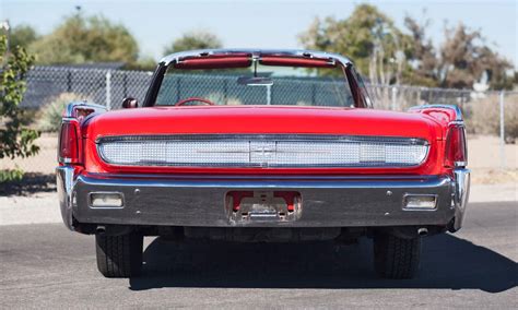2015 classic summer meet cristal arena genk. 1961 Lincoln Continental Convertible 4