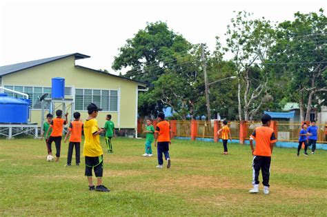 Kolej dpah abdillah, kučingas, bahagian kuching, saravakas, malaizija 4.7. SK ABANG ABDUL KADIR BETONG SARAWAK: April 2014