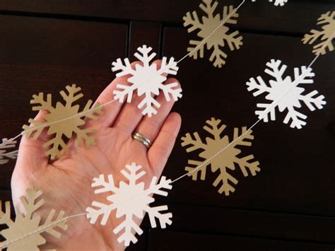 Snowflake Garland Holiday Decorations 6ft Snowflake