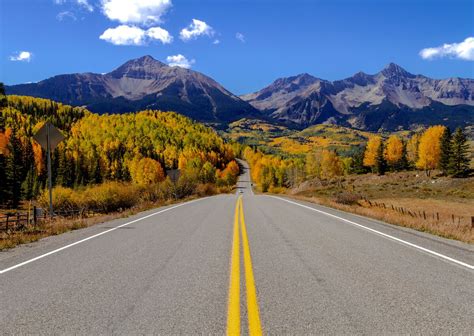 10 Unforgettable Road Trips In Colorado