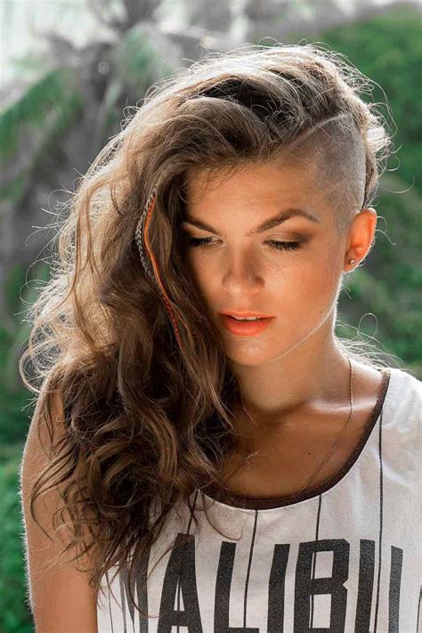 Cute Rebellious Half Shaved Head Hairstyles For Modern Girls In Hot