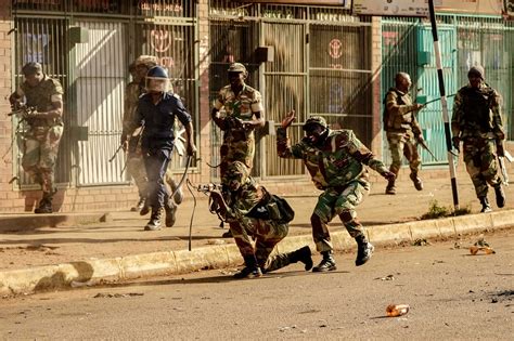 Zimbabwe Inquiry Finds Army Police Killed 6 Protesters