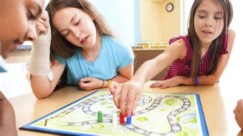 15 Best Board Games to Boost Family Connection | ParentMap