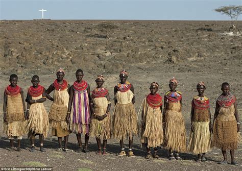Est100 一些攝影some Photos El Molo Bravery Kenyan Tribes 勇敢 肯亞的部落