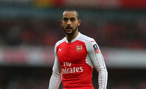Arsenal News Theo Walcott Had Just 17 Touches In 3 2 Loss To