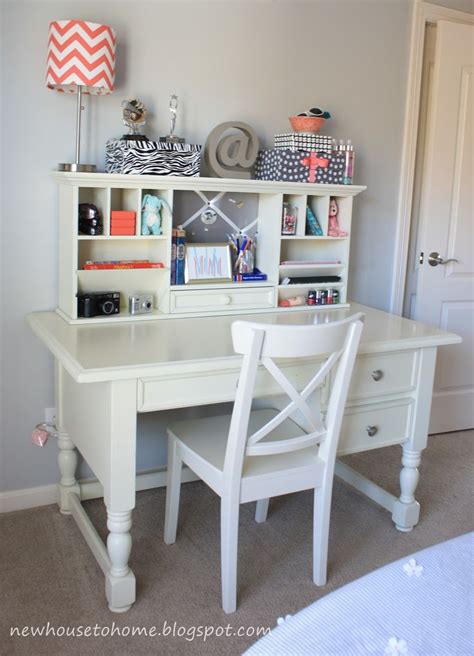 Not only are you sometimes forces to move around in a small space, but you often find that you don't have room to store all the things that are usually stored inside the bedroom. desk for girls room | Every teenage girl needs a place to ...