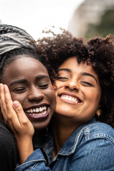 How to Tell Who Your True Ride-or-Die Friends Are