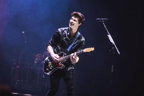 Shawn Mendes Drops New Music Video For Theres Nothing Holdin Me Back