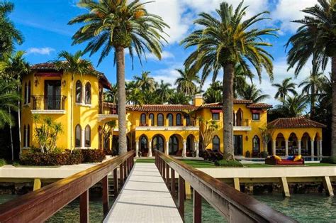 Enrique Iglesias Former Sunset Island Home For Sale 24 95 Million
