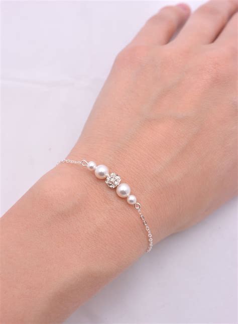 Set Of 4 Pearl And Rhinestone Bracelets 4 Bridesmaid Etsy