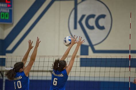 Womens Volleyball Falls To Grcc In Three Sets Kcc Daily
