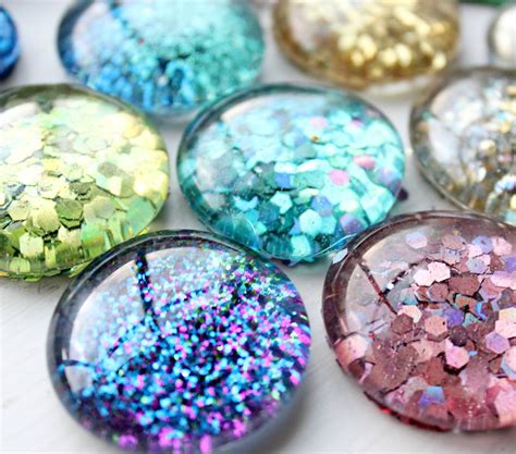 I did a few different colors and types of glitter and think that. Theresa Joy : 365 Days of Pinterest Day 15 ~ DIY GLITTER Magnets!