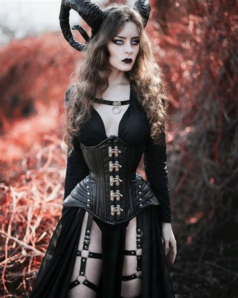 Pin By Dolomite On Beautiful Goth Gothic Halloween