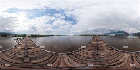 Vitim River Bridge Russia Hi Res Stock Photography And Images Alamy