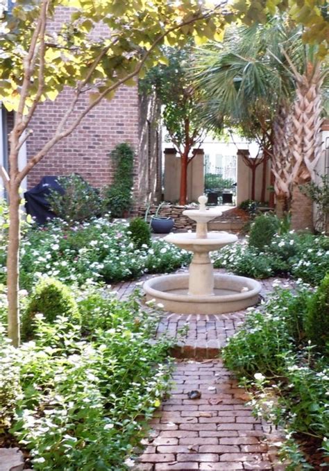 Popular Inspiration 20 English Courtyard Gardens