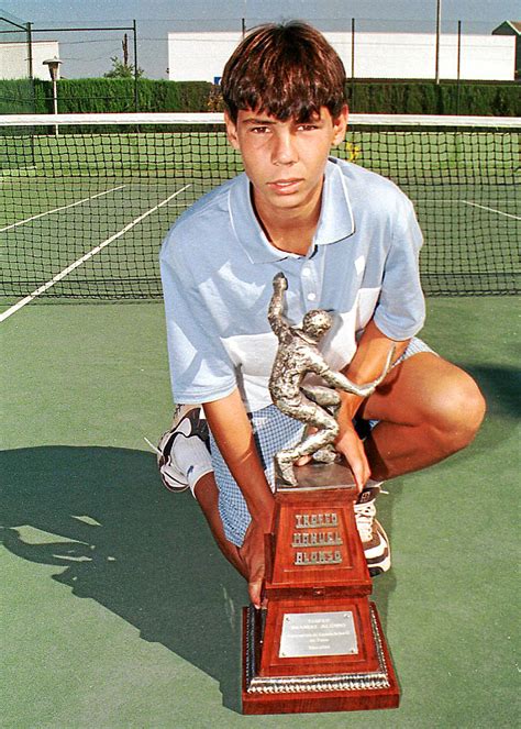 Rafael nadal has been forced to withdraw from the shanghai masters due to a wrist injury. Rafa Nadal, der nette Junge von nebenan » Sport ...
