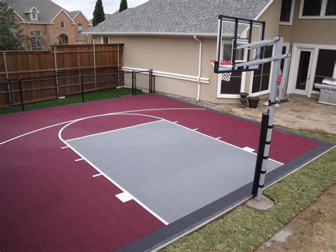 Outdoor Backyard Basketball Court
