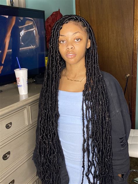 Sangita & soft dread weaves. Soft Dreads Hairstyles 2020 - How To Style Soft Dreadlocks ...