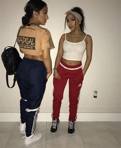 Последние твиты от siangie twins (@siangietwins). 83.7k Likes, 615 Comments - SiAngie Twins (@siangietwins ...