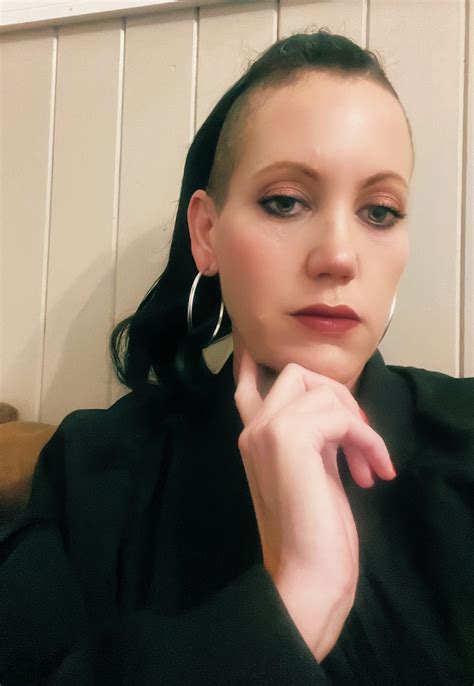 TW Pornstars - Mistressheels. Twitter. Not enjoying this cold weather