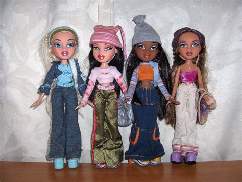 Lot Of Vintage Bratz Dolls With Ubicaciondepersonascdmxgobmx