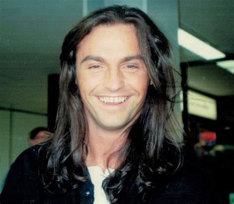 The scottish singer is back on our screens today as he joins james martin in the saturday morning kitchen. Marti Pellow Heathrow Airport 1992
