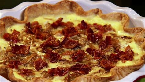 Mini minced beef and onion pies. Vidalia Onion Pie Recipe | Paula Deen | Food Network ...