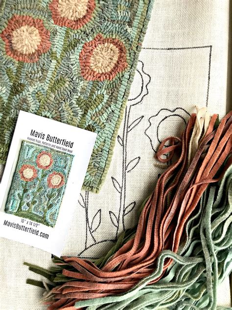 Rug Hooking Kit Primitive Flowers On Linen With Hand Dyed Wool