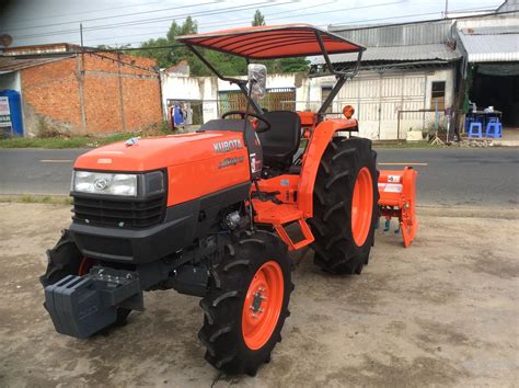 How to open the hood. KUBOTA TRACTOR MODEL 4508 Bulacan - Philippines Buy and Sell Marketplace - PinoyDeal