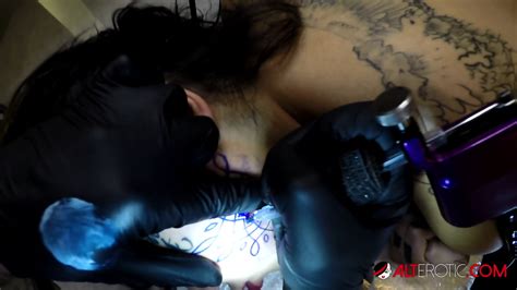 Genevieve Sinn Fucked While Getting Her Face Tattooed Eporner