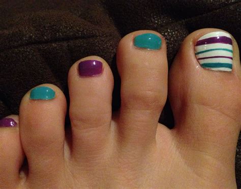 Pin By Mmaz Linda On My Style Spring Pedicure Pedicure Designs