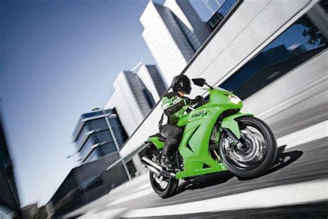 2013 Kawasaki Ninja 250r Pictures Photos Wallpapers Top Speed