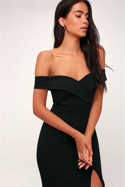 Why Should You Wear Off Shoulder Dresses For A Party Fashion Dresses
