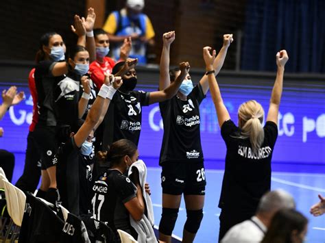 Csm bucuresti currently plays in liga nationala. HANDBAL FEMININ-CSM BUCURESTI-METZ HANDBALL, LIGA ...